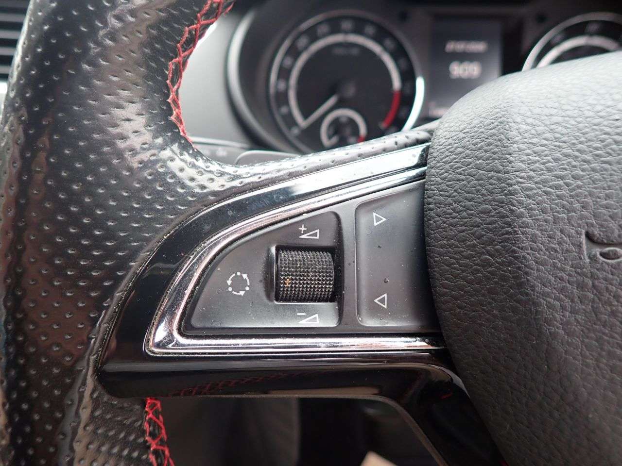 2015 SKODA OCTAVIA 2015 SKODA OCTAVIA