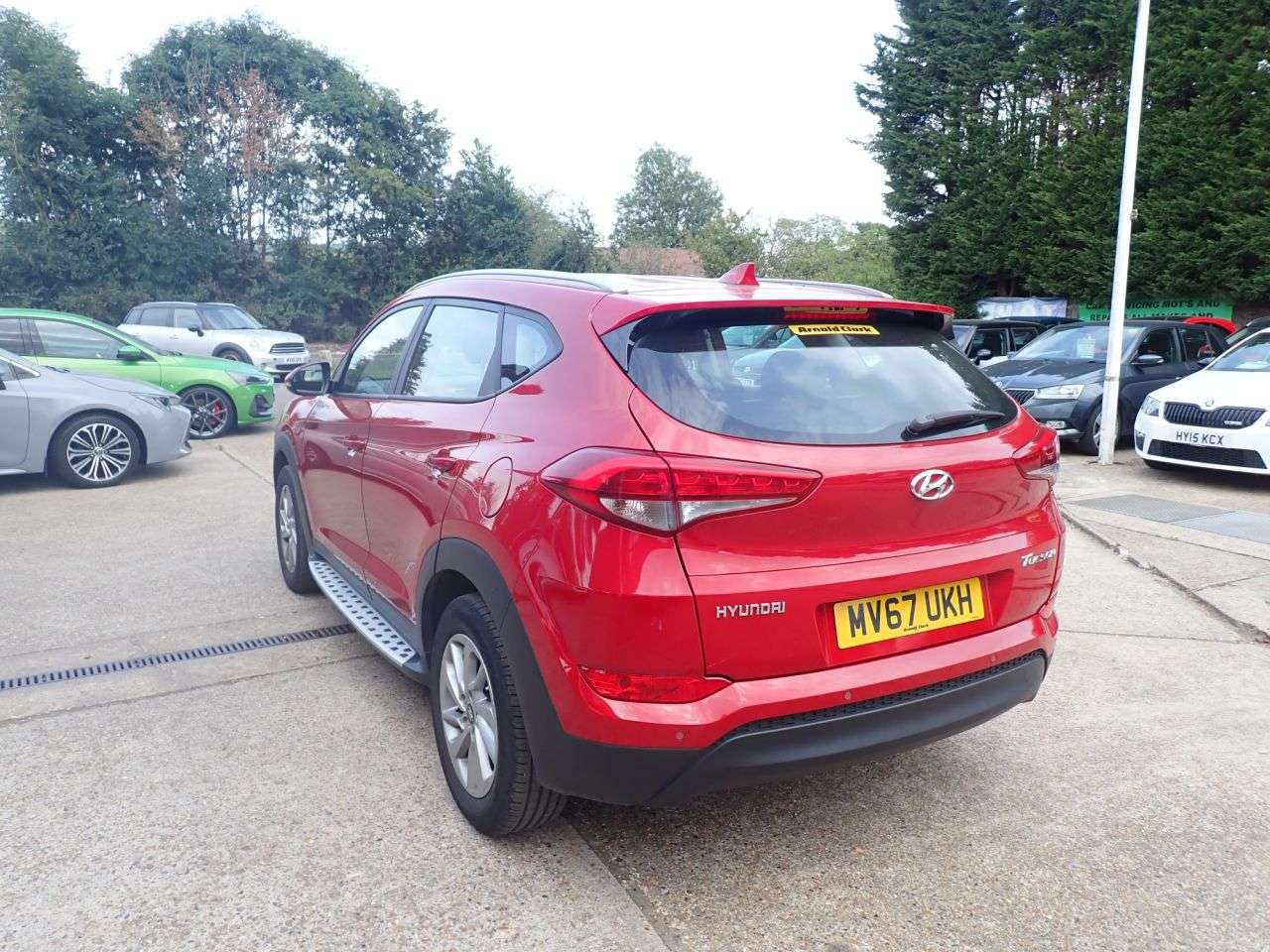 A 2017 HYUNDAI TUCSON 1.7 CRDi Blue Drive SE Nav SUV 5dr Diesel DCT Euro 6 (s/s) (141 ps) FULL AD A 2017 HYUNDAI TUCSON 1.7 CRDi Blue Drive SE Nav SUV 5dr Diesel DCT Euro 6 (s/s) (141 ps) FULL AD