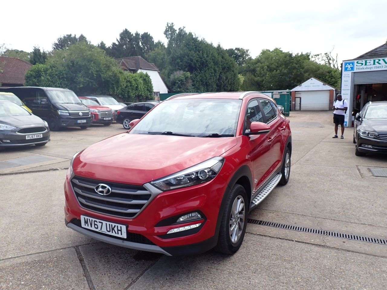 A 2017 HYUNDAI TUCSON 1.7 CRDi Blue Drive SE Nav SUV 5dr Diesel DCT Euro 6 (s/s) (141 ps) FULL AD A 2017 HYUNDAI TUCSON 1.7 CRDi Blue Drive SE Nav SUV 5dr Diesel DCT Euro 6 (s/s) (141 ps) FULL AD