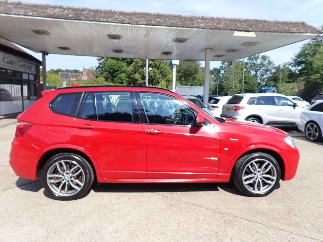 A 2016 BMW X3 3.0 35d M Sport SUV 5dr Diesel Auto xDrive Euro 6 (s/s) (313 ps) PARKING SE A 2016 BMW X3 3.0 35d M Sport SUV 5dr Diesel Auto xDrive Euro 6 (s/s) (313 ps) PARKING SE