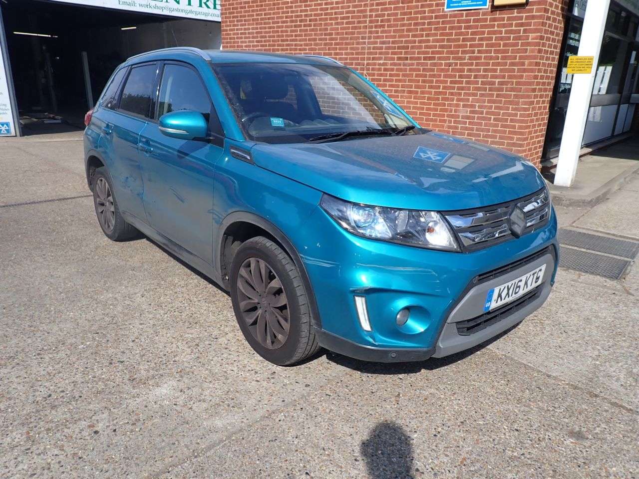 A 2016 SUZUKI VITARA 1.6 DDiS SZ5 SUV 5dr Diesel Manual ALLGRIP Euro 6 (s/s) (120 ps) REQUIRES N A 2016 SUZUKI VITARA 1.6 DDiS SZ5 SUV 5dr Diesel Manual ALLGRIP Euro 6 (s/s) (120 ps) REQUIRES N