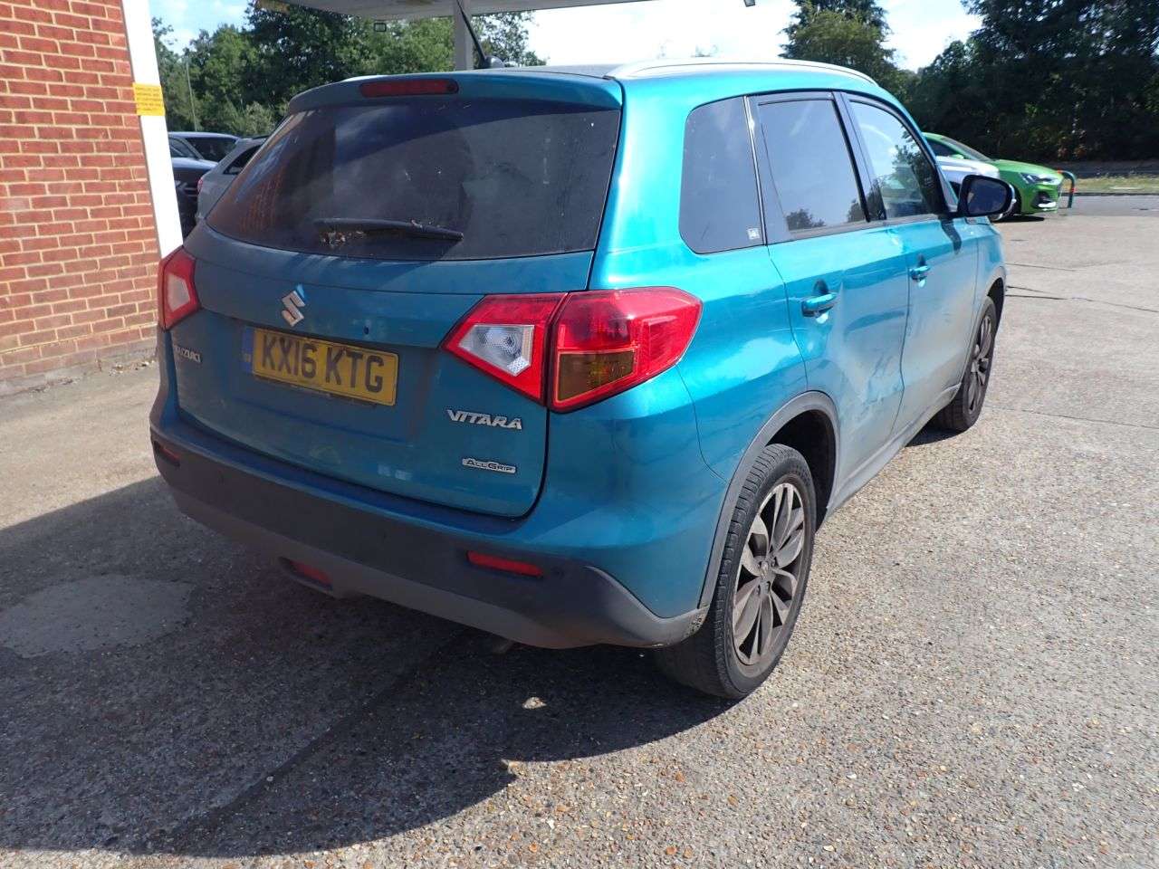 A 2016 SUZUKI VITARA 1.6 DDiS SZ5 SUV 5dr Diesel Manual ALLGRIP Euro 6 (s/s) (120 ps) REQUIRES N A 2016 SUZUKI VITARA 1.6 DDiS SZ5 SUV 5dr Diesel Manual ALLGRIP Euro 6 (s/s) (120 ps) REQUIRES N