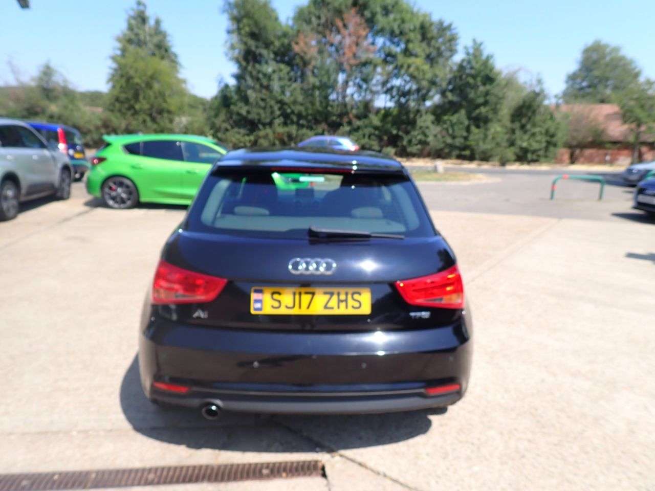 A 2017 AUDI A1 1.0 TFSI Sport Hatchback 3dr Petrol Manual Euro 6 (s/s) (95 ps) CRUISE CONT A 2017 AUDI A1 1.0 TFSI Sport Hatchback 3dr Petrol Manual Euro 6 (s/s) (95 ps) CRUISE CONT