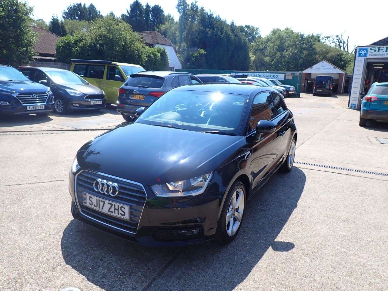 2017 AUDI A1 2017 AUDI A1