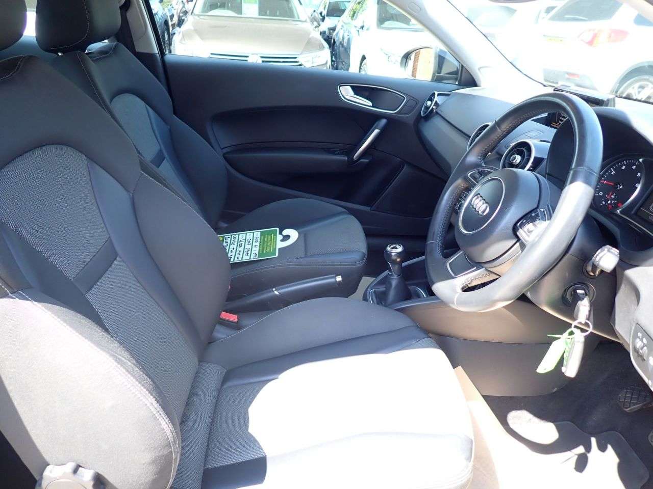 2017 AUDI A1 2017 AUDI A1