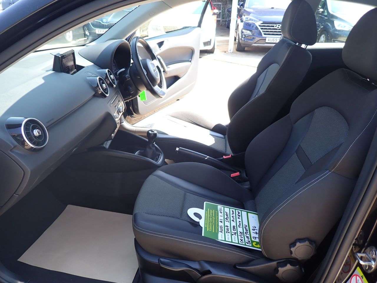 2017 AUDI A1 2017 AUDI A1