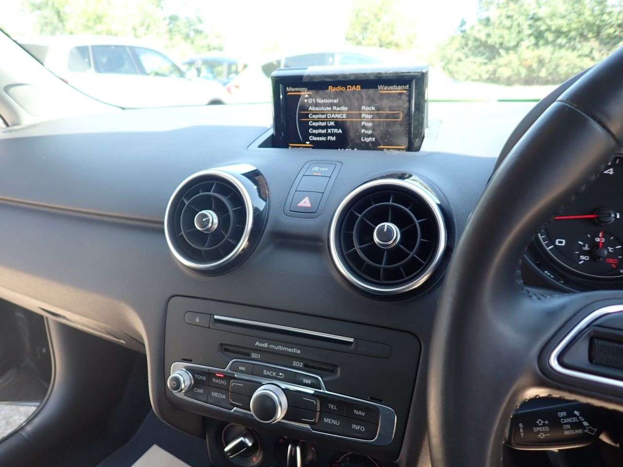 2017 AUDI A1 2017 AUDI A1