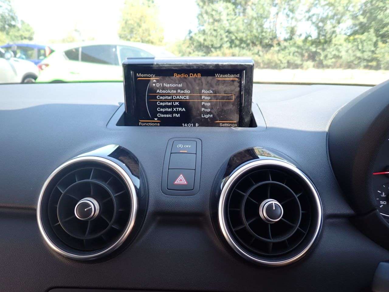 2017 AUDI A1 2017 AUDI A1