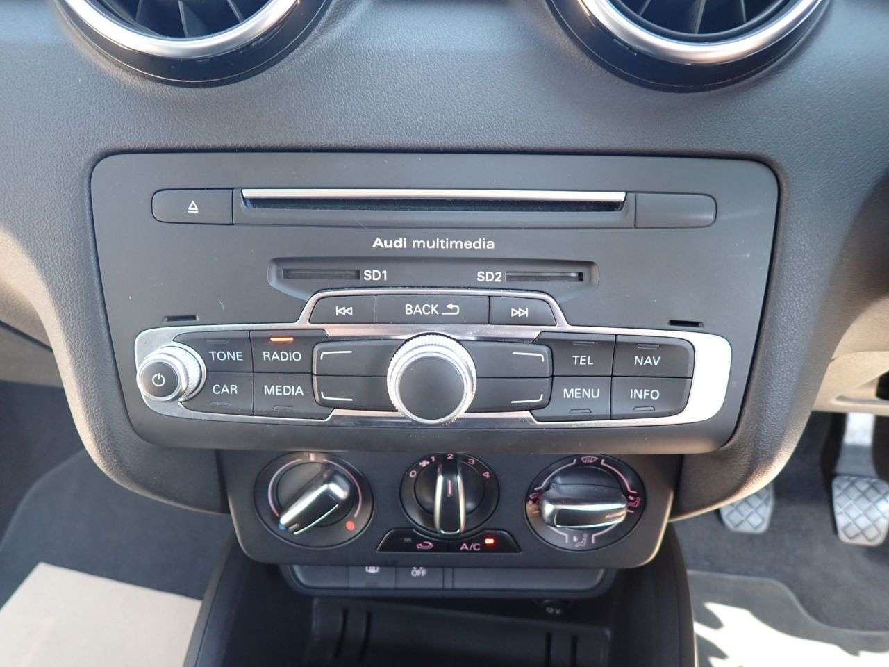 2017 AUDI A1 2017 AUDI A1
