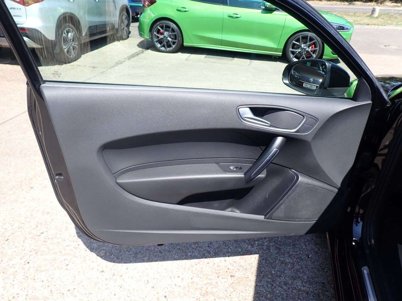 2017 AUDI A1 2017 AUDI A1