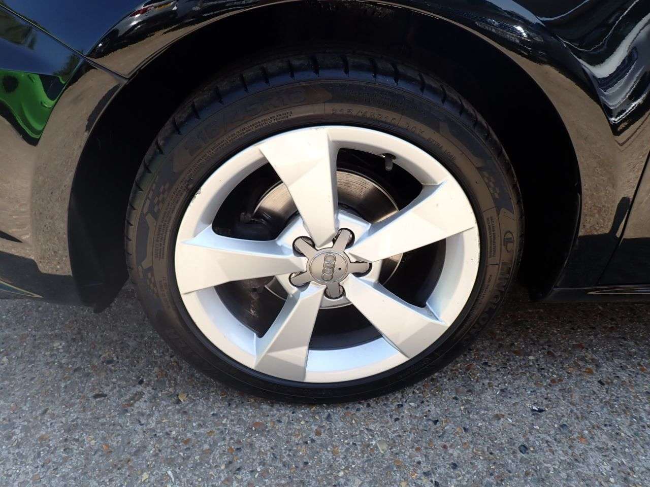 2017 AUDI A1 2017 AUDI A1
