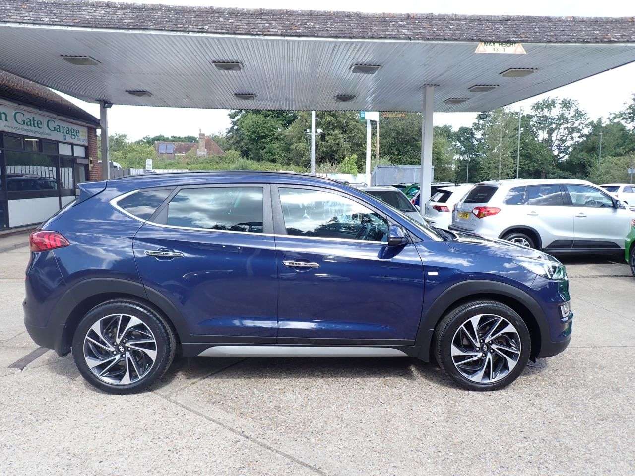 A 2019 HYUNDAI TUCSON 1.6 CRDi MHEV Premium SE SUV 5dr Diesel Hybrid DCT Euro 6 (s/s) (136 ps) SA A 2019 HYUNDAI TUCSON 1.6 CRDi MHEV Premium SE SUV 5dr Diesel Hybrid DCT Euro 6 (s/s) (136 ps) SA