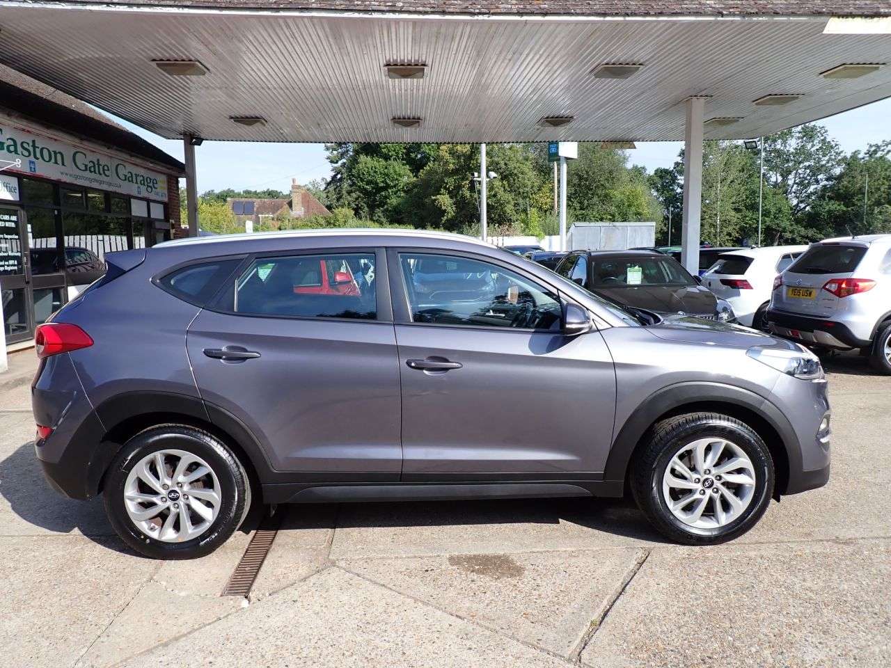 A 2015 HYUNDAI TUCSON 1.7 CRDi Blue Drive SE SUV 5dr Diesel Manual Euro 6 (s/s) (116 ps) HEATED S A 2015 HYUNDAI TUCSON 1.7 CRDi Blue Drive SE SUV 5dr Diesel Manual Euro 6 (s/s) (116 ps) HEATED S