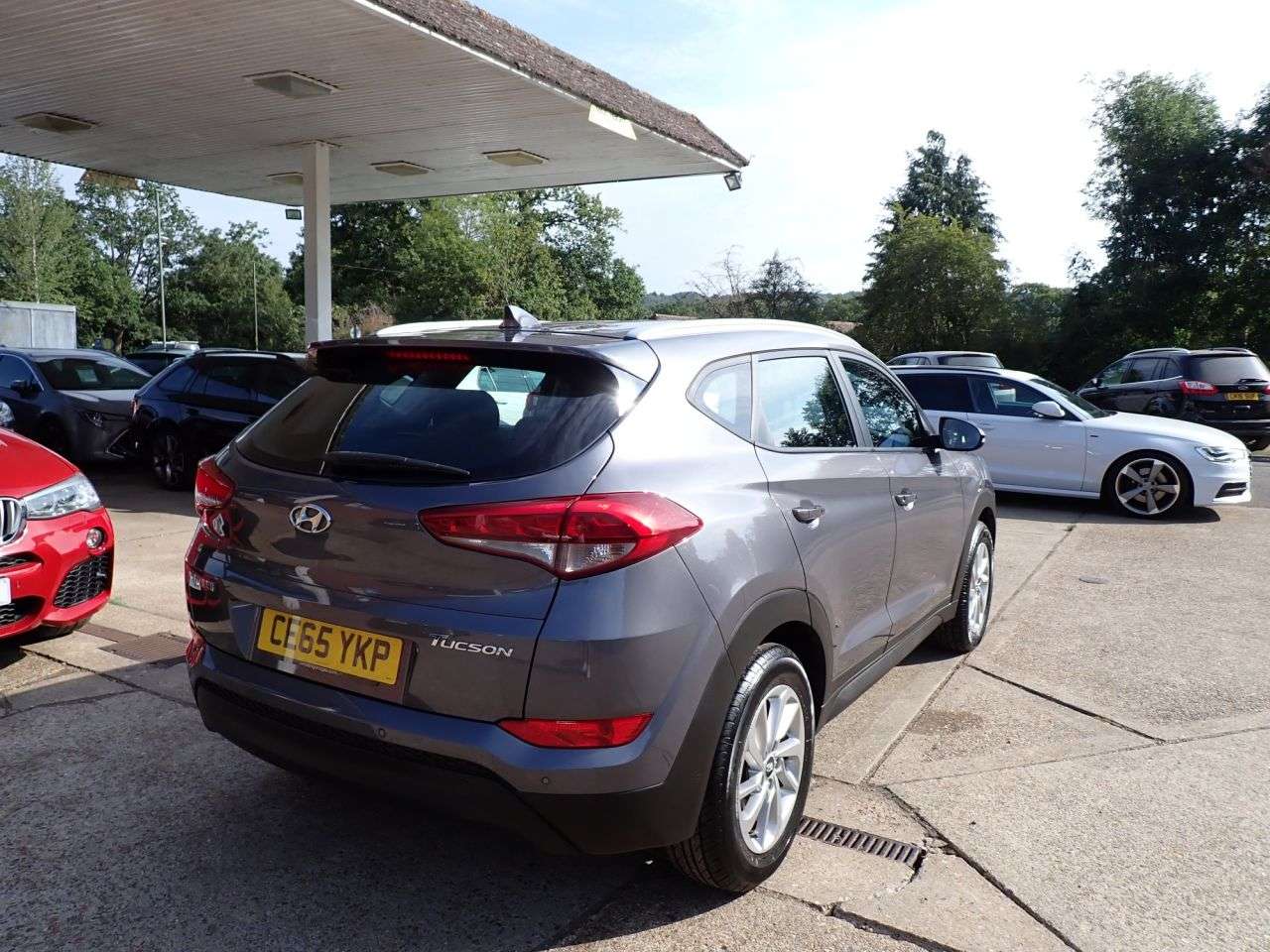 A 2015 HYUNDAI TUCSON 1.7 CRDi Blue Drive SE SUV 5dr Diesel Manual Euro 6 (s/s) (116 ps) HEATED S A 2015 HYUNDAI TUCSON 1.7 CRDi Blue Drive SE SUV 5dr Diesel Manual Euro 6 (s/s) (116 ps) HEATED S