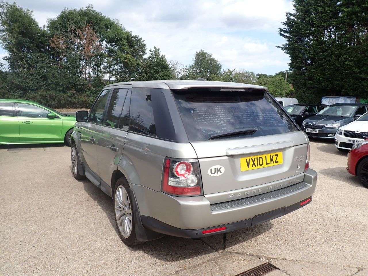 A 2010 LAND ROVER RANGE ROVER SPORT 3.0 TD V6 HSE SUV 5dr Diesel CommandShift 4WD Euro 4 (245 ps) COMES WITH FR A 2010 LAND ROVER RANGE ROVER SPORT 3.0 TD V6 HSE SUV 5dr Diesel CommandShift 4WD Euro 4 (245 ps) COMES WITH FR