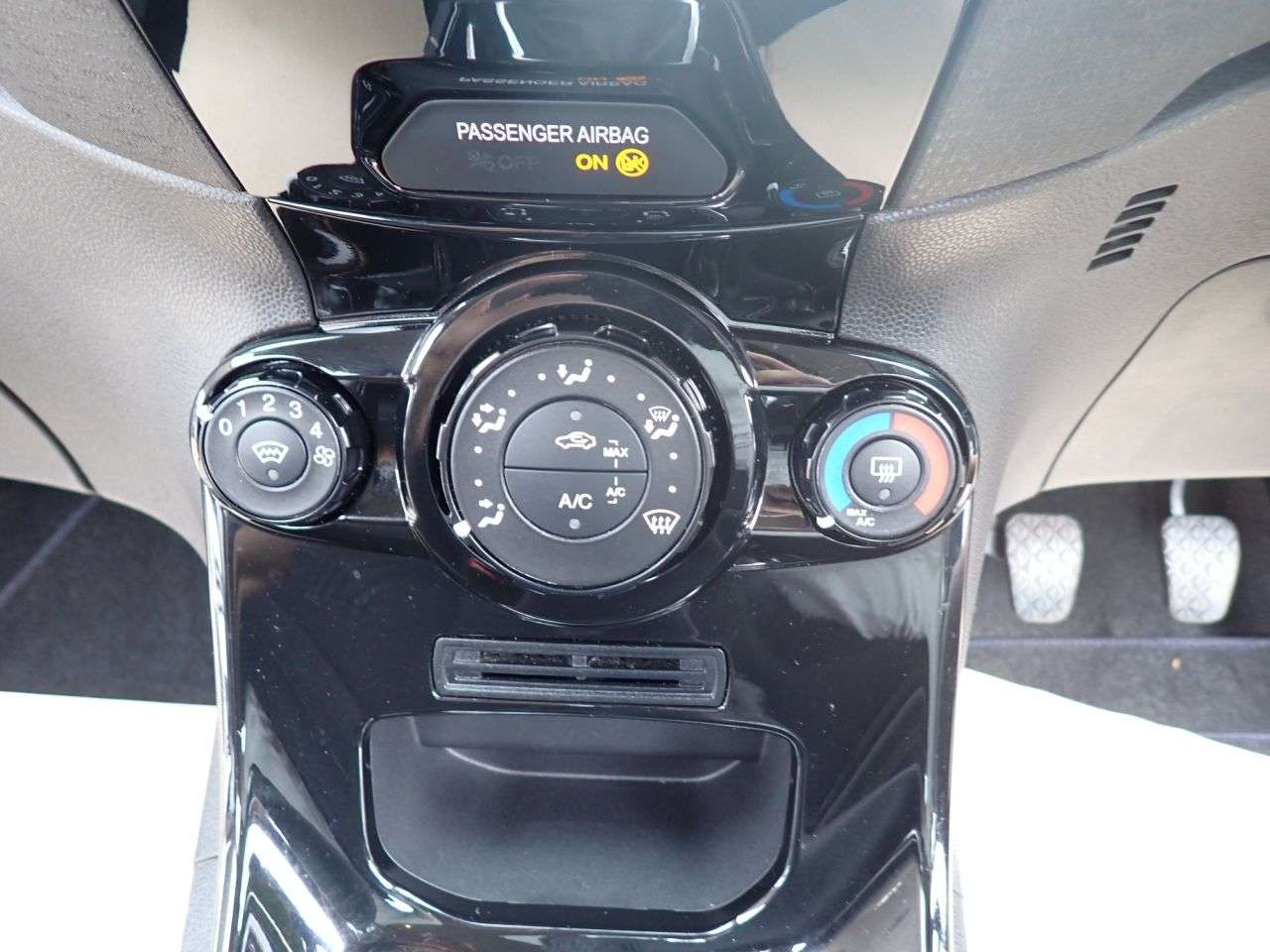 2016 FORD FIESTA 2016 FORD FIESTA
