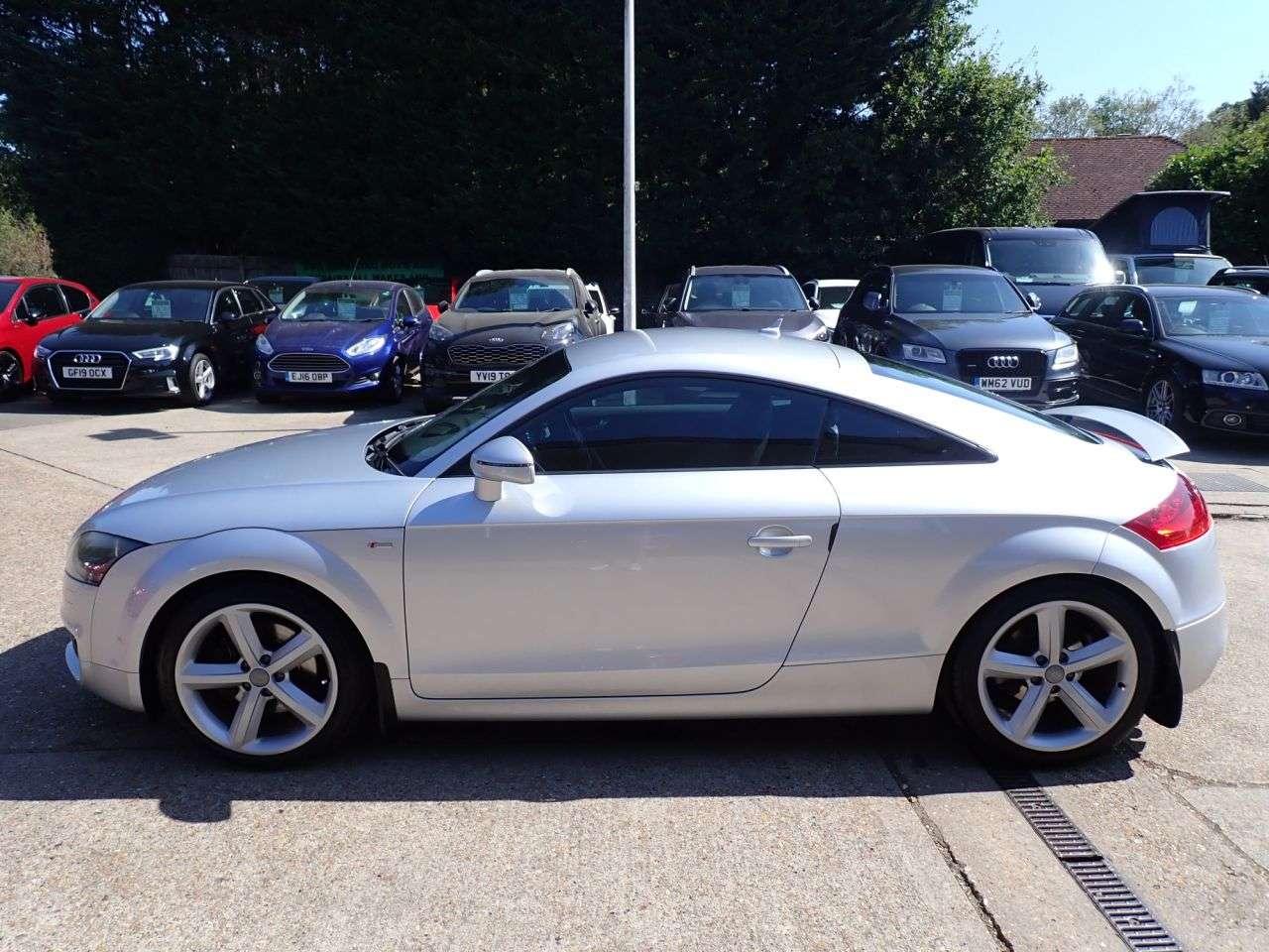 2011 AUDI TT 2011 AUDI TT