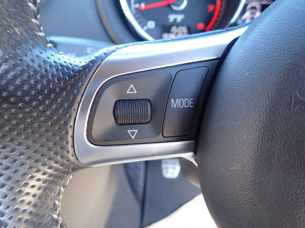 2011 AUDI TT 2011 AUDI TT