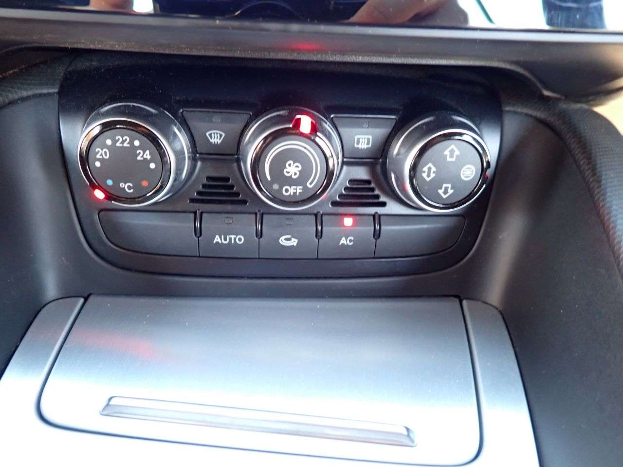 2011 AUDI TT 2011 AUDI TT