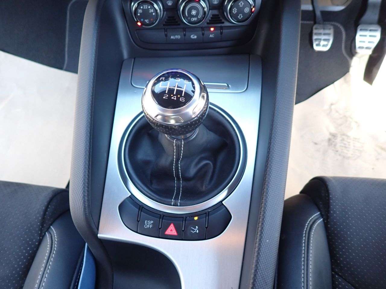 2011 AUDI TT 2011 AUDI TT