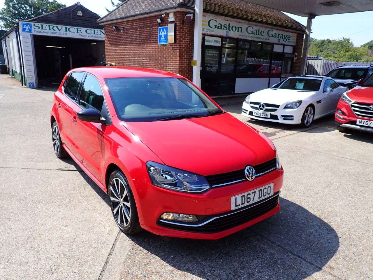 A 2017 VOLKSWAGEN POLO 1.0 beats Hatchback 5dr Petrol Manual Euro 6 (s/s) (60 ps) BEATS SOUND SYST A 2017 VOLKSWAGEN POLO 1.0 beats Hatchback 5dr Petrol Manual Euro 6 (s/s) (60 ps) BEATS SOUND SYST