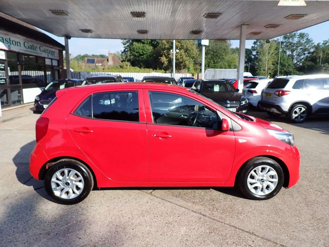 A 2018 KIA PICANTO 1.0 2 Hatchback 5dr Petrol Manual Euro 6 (66 bhp) AIR CON, USB, AUX A 2018 KIA PICANTO 1.0 2 Hatchback 5dr Petrol Manual Euro 6 (66 bhp) AIR CON, USB, AUX