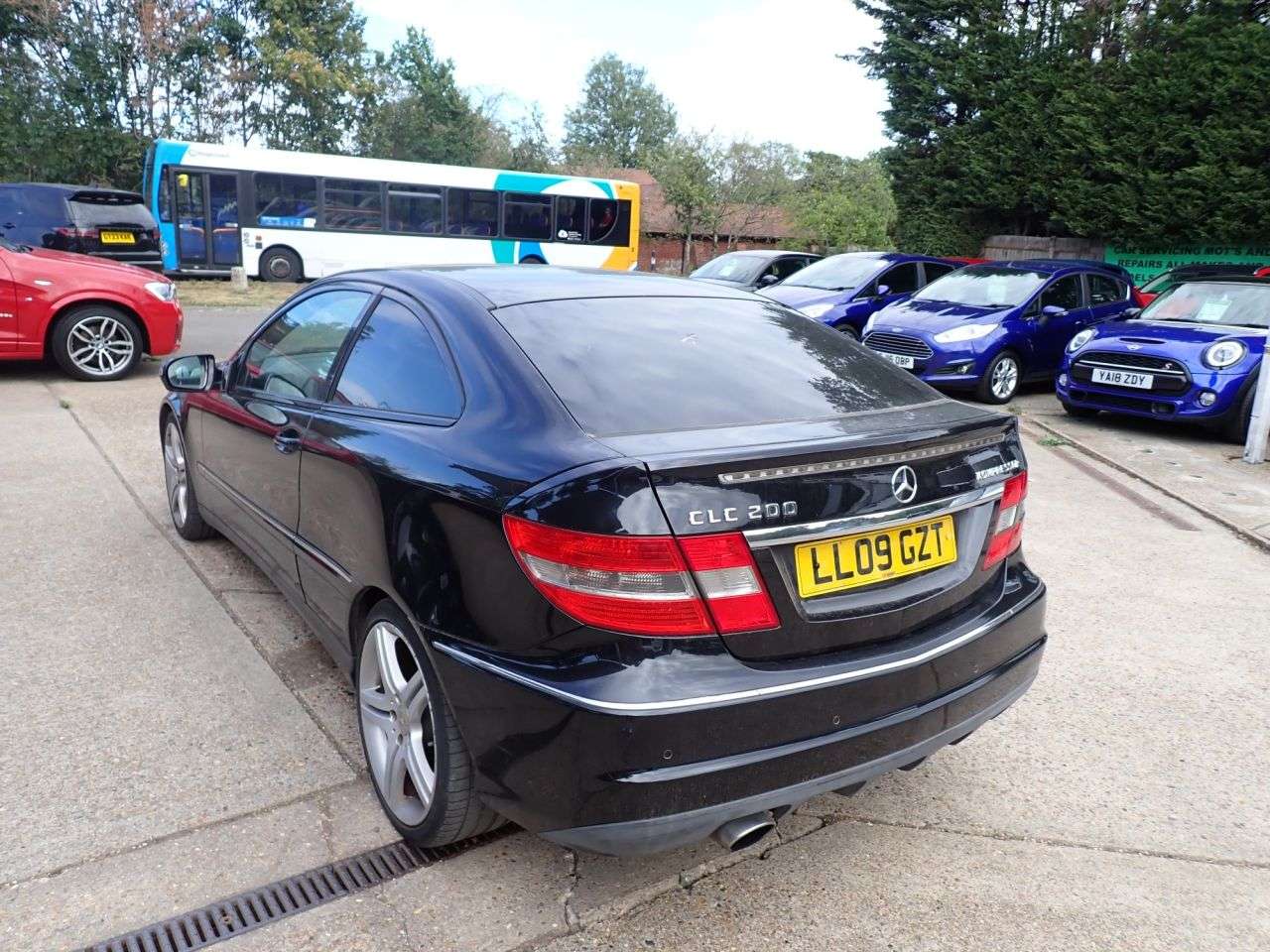 A 2009 MERCEDES-BENZ CLC CLASS 1.8 CLC200K Sport Coupe 3dr Petrol Auto Euro 4 (184 ps) COMES WITH NEW MOT A 2009 MERCEDES-BENZ CLC CLASS 1.8 CLC200K Sport Coupe 3dr Petrol Auto Euro 4 (184 ps) COMES WITH NEW MOT