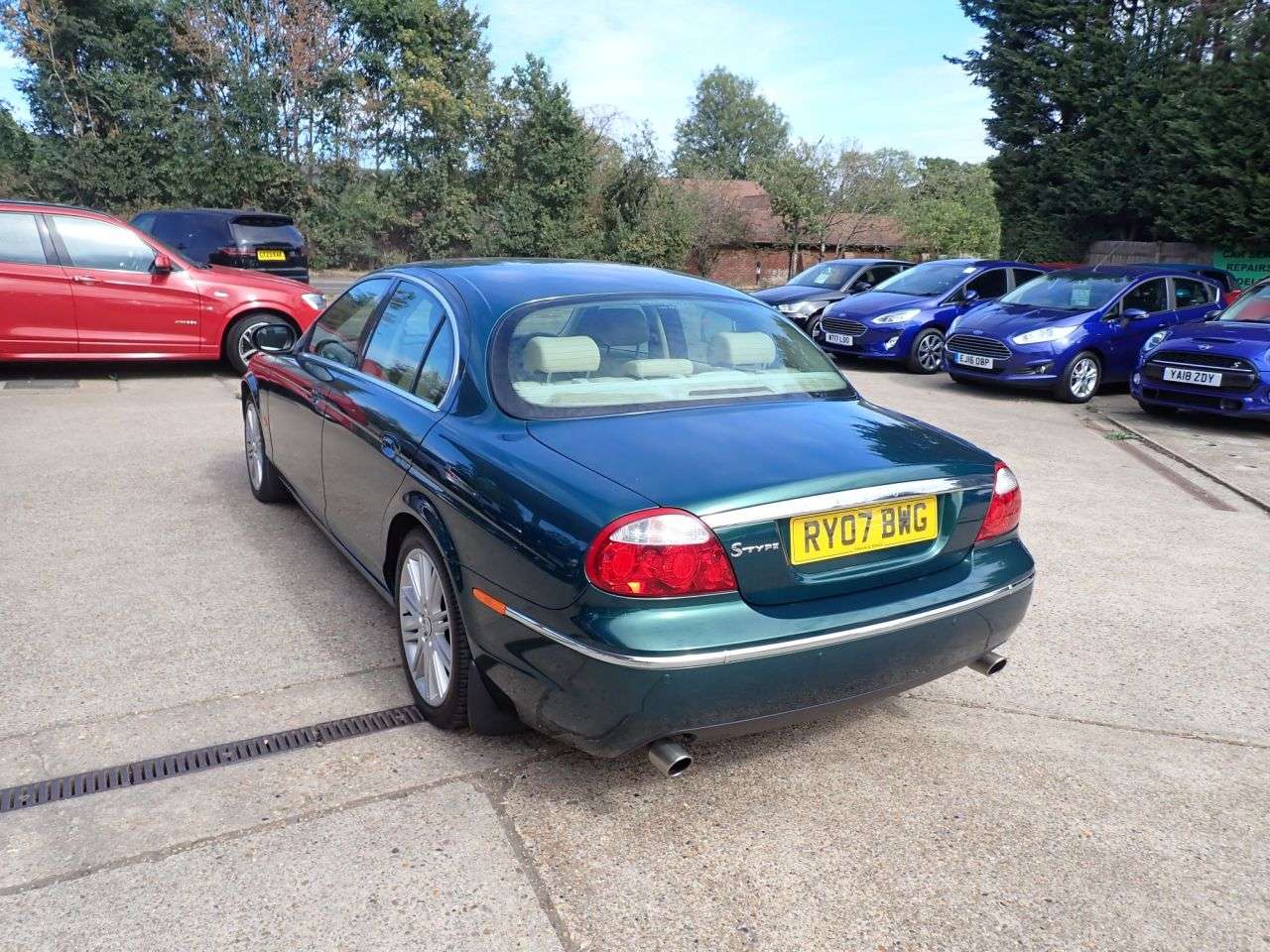 A 2007 JAGUAR S-TYPE 2.7D V6 SE Saloon 4dr Diesel Manual (179 g/km, 206 bhp) FULL ADVERT TO FOLL A 2007 JAGUAR S-TYPE 2.7D V6 SE Saloon 4dr Diesel Manual (179 g/km, 206 bhp) FULL ADVERT TO FOLL
