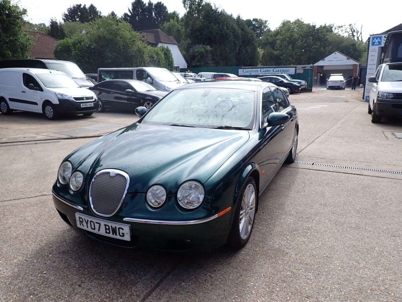 A 2007 JAGUAR S-TYPE 2.7D V6 SE Saloon 4dr Diesel Manual (179 g/km, 206 bhp) FULL ADVERT TO FOLL A 2007 JAGUAR S-TYPE 2.7D V6 SE Saloon 4dr Diesel Manual (179 g/km, 206 bhp) FULL ADVERT TO FOLL
