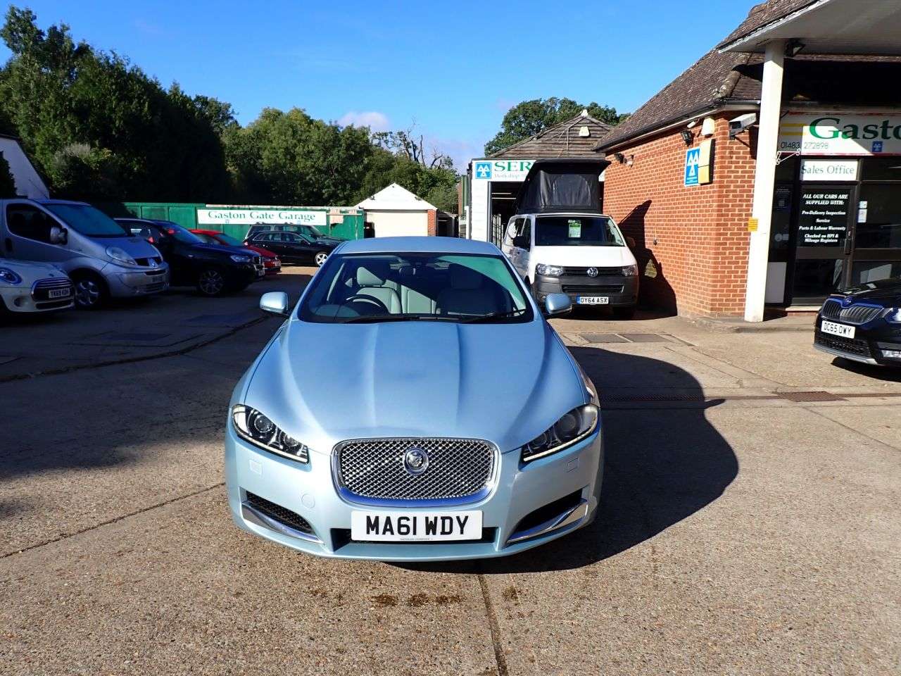 2011 JAGUAR XF 2011 JAGUAR XF