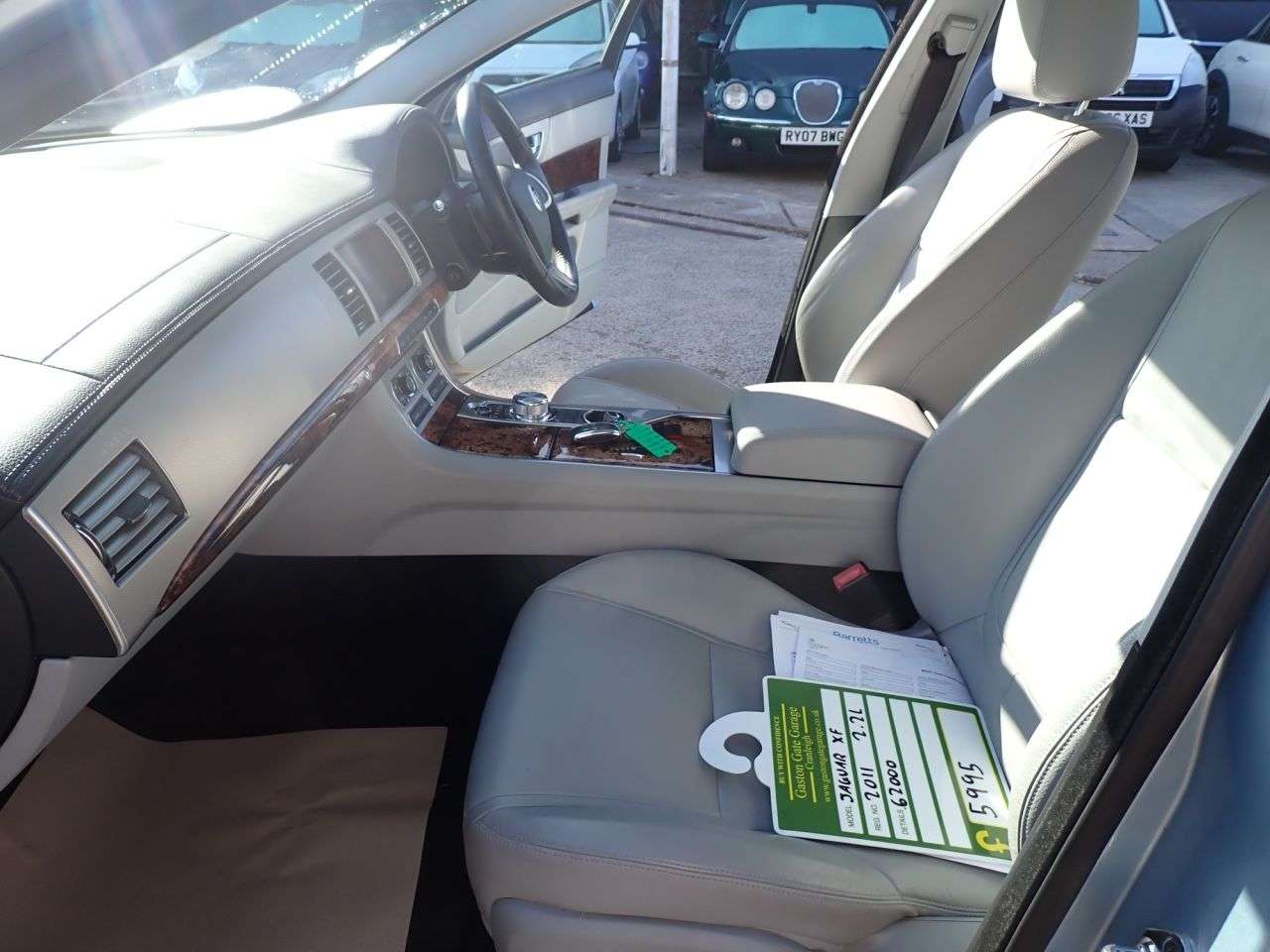 2011 JAGUAR XF 2011 JAGUAR XF