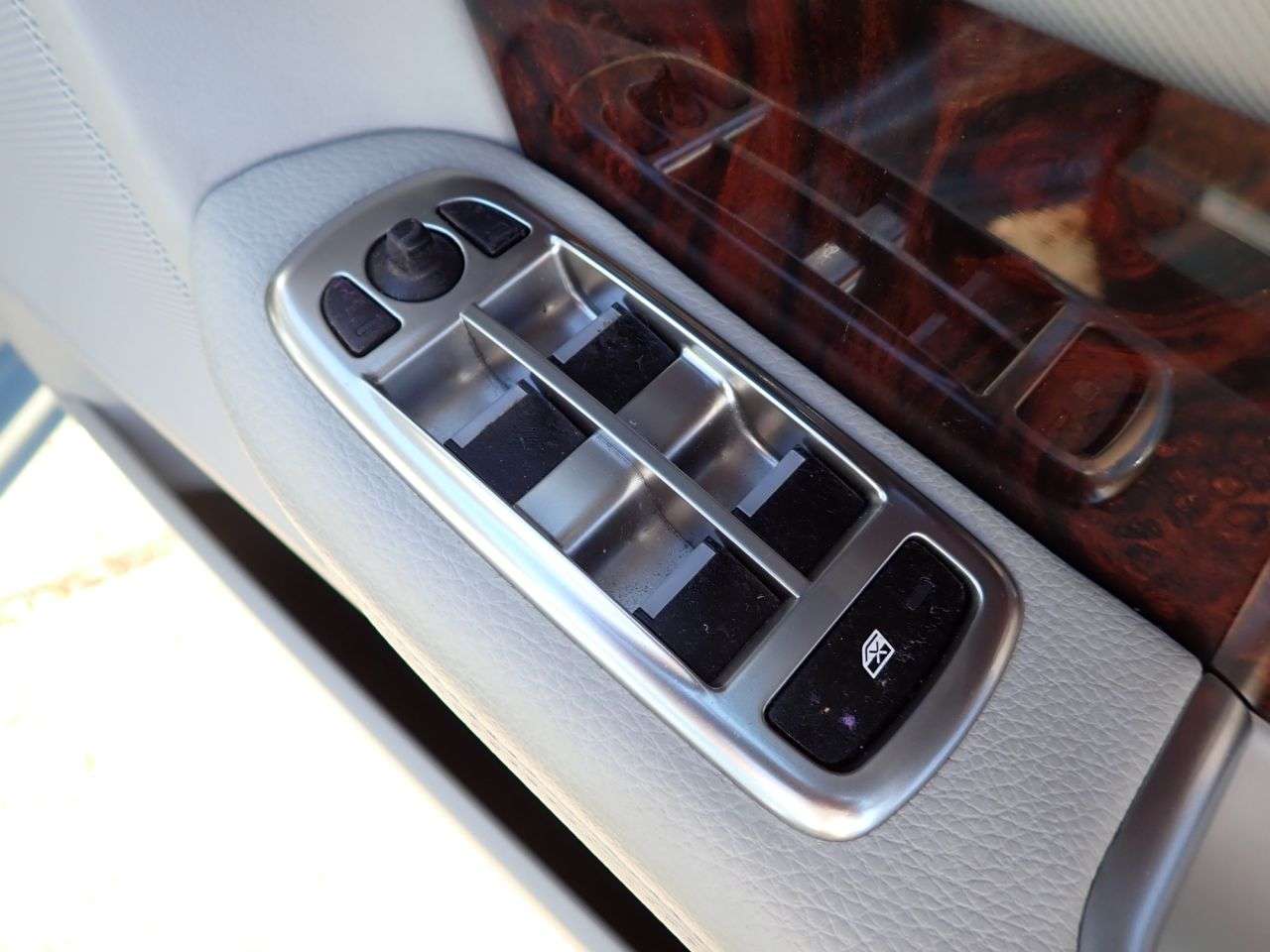 2011 JAGUAR XF 2011 JAGUAR XF