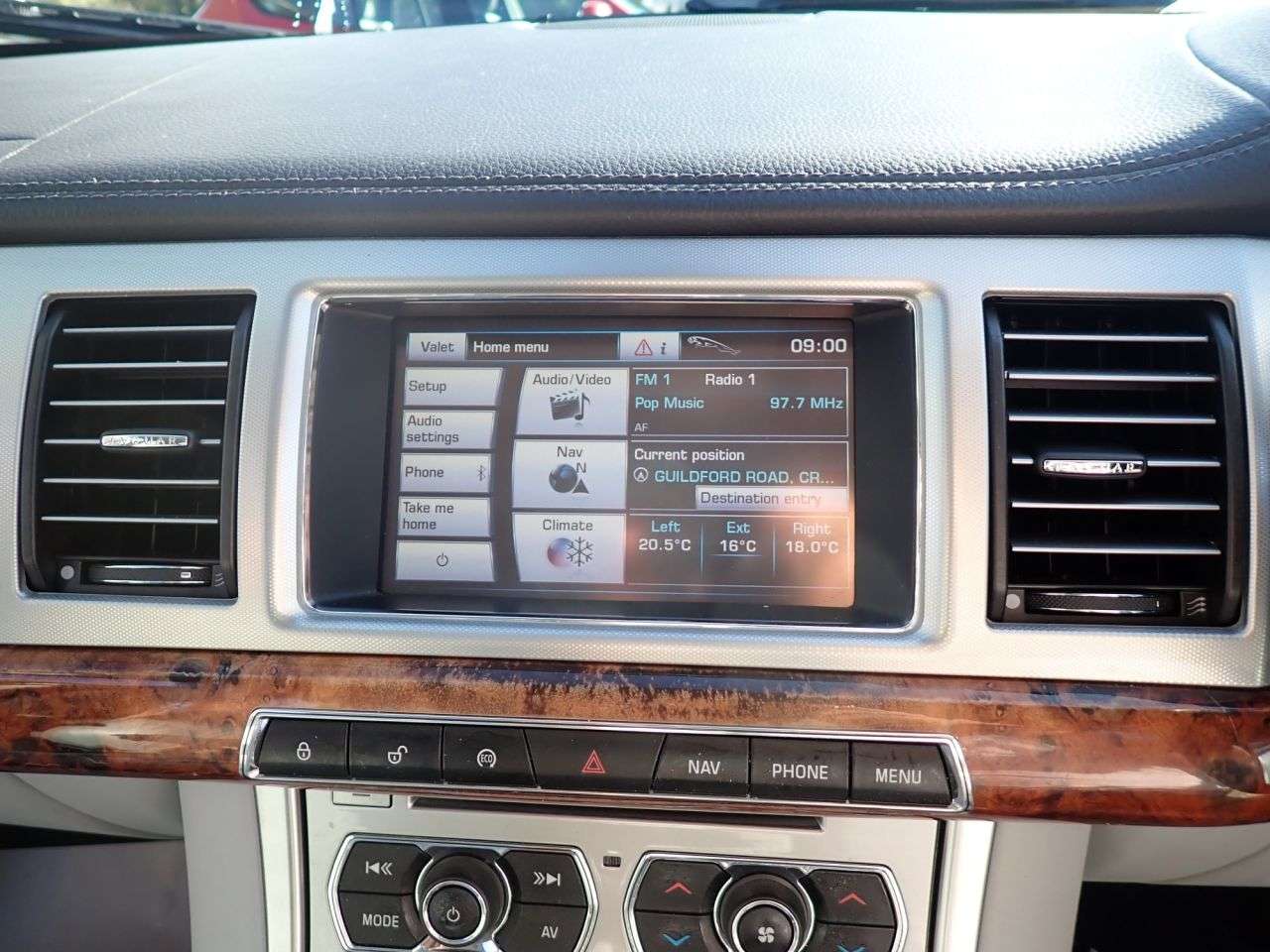 2011 JAGUAR XF 2011 JAGUAR XF