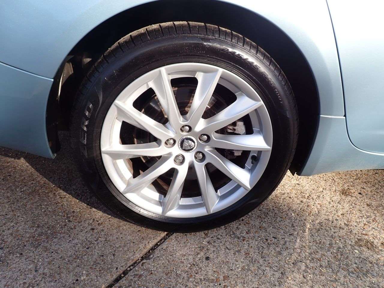 2011 JAGUAR XF 2011 JAGUAR XF