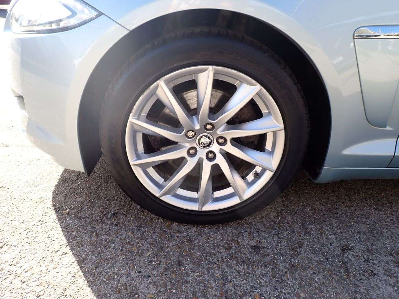 2011 JAGUAR XF 2011 JAGUAR XF