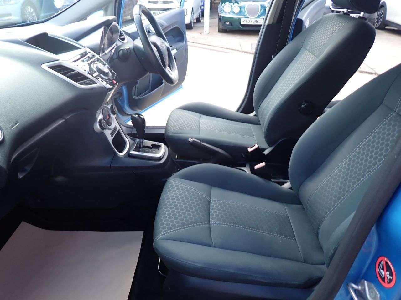 2011 FORD FIESTA 2011 FORD FIESTA
