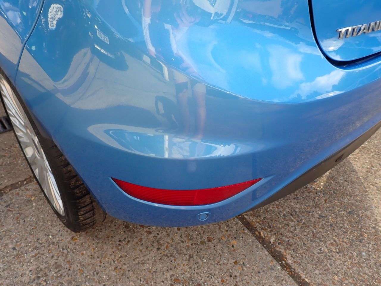 2011 FORD FIESTA 2011 FORD FIESTA