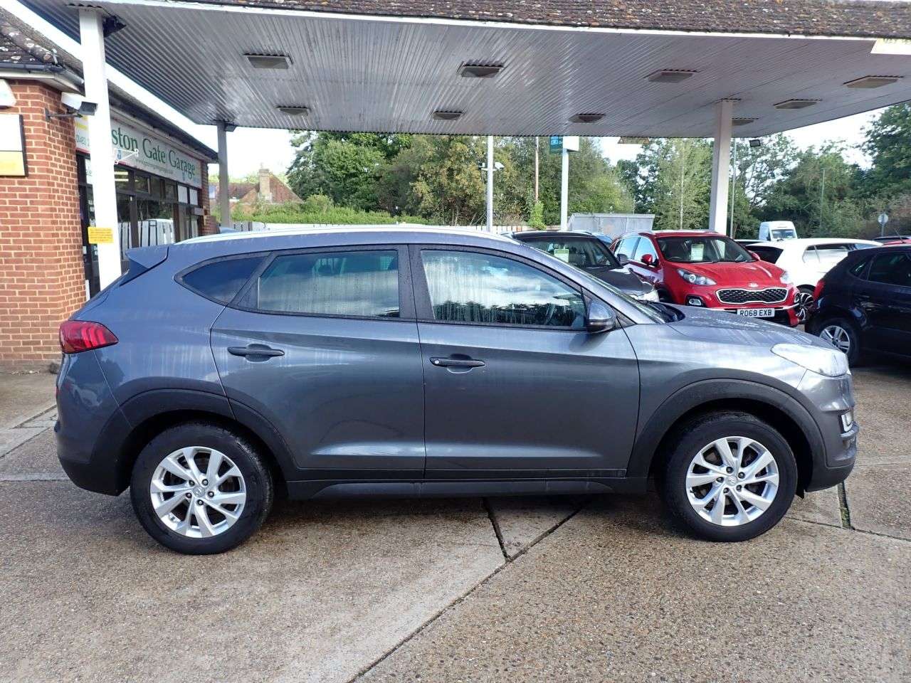 A 2019 HYUNDAI TUCSON 1.6 GDi SE Nav SUV 5dr Petrol Manual Euro 6 (s/s) (132 ps) REVERSE CAMERA, A 2019 HYUNDAI TUCSON 1.6 GDi SE Nav SUV 5dr Petrol Manual Euro 6 (s/s) (132 ps) REVERSE CAMERA,