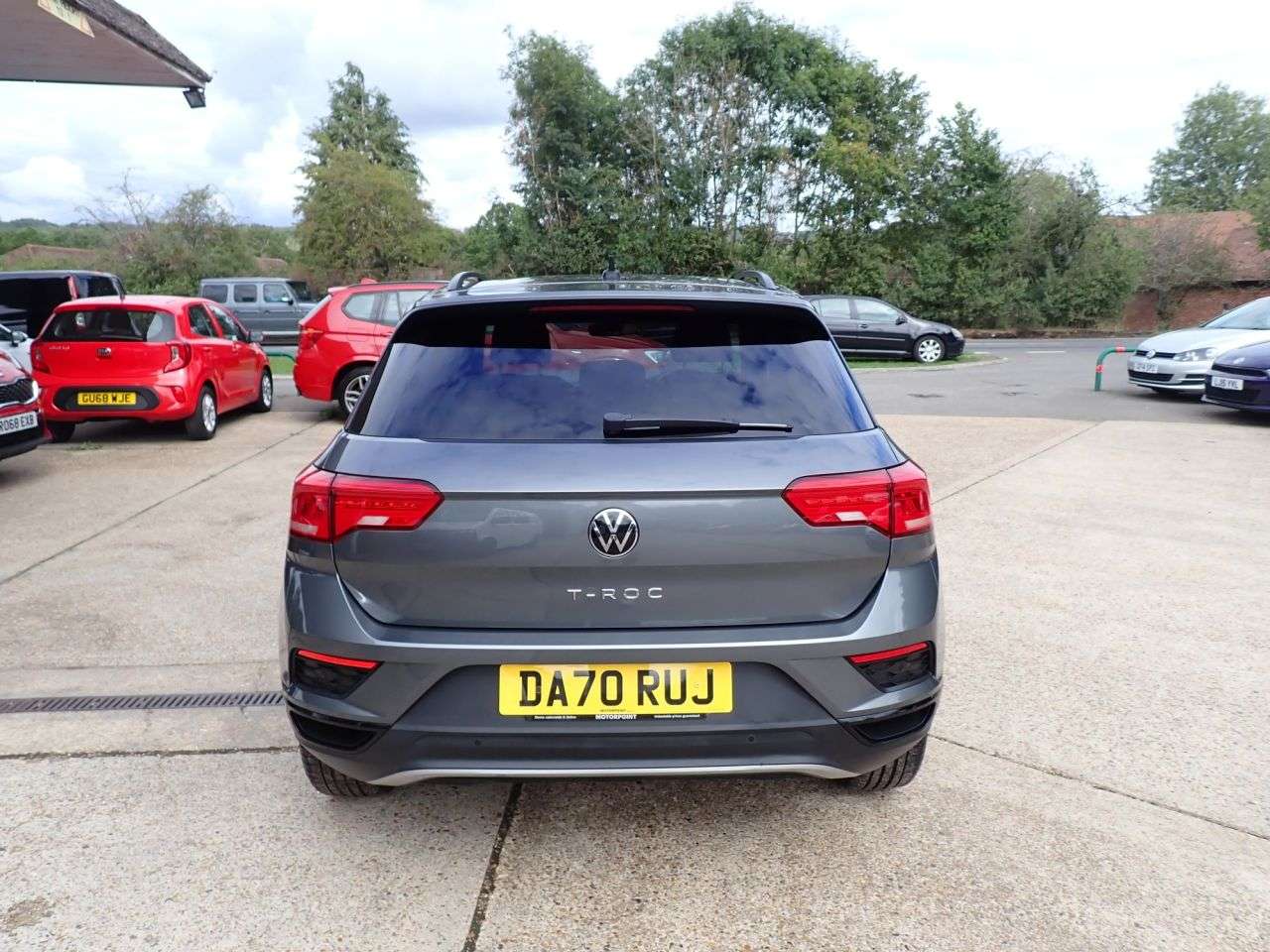 A 2020 VOLKSWAGEN T-ROC 1.5 TSI EVO Black Edition SUV 5dr Petrol DSG Euro 6 (s/s) (150 ps) PARKING A 2020 VOLKSWAGEN T-ROC 1.5 TSI EVO Black Edition SUV 5dr Petrol DSG Euro 6 (s/s) (150 ps) PARKING