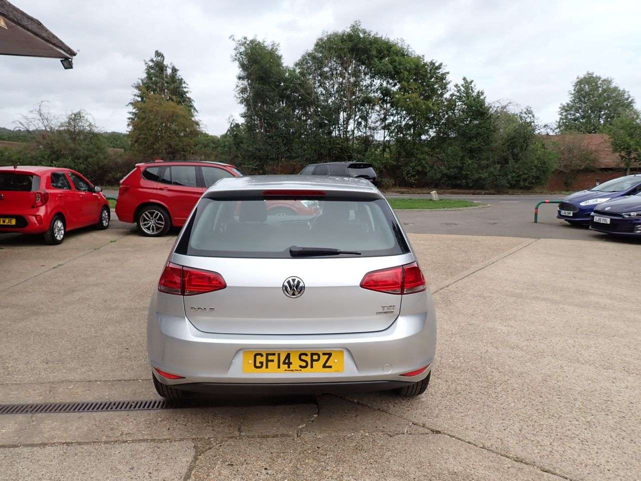 A 2014 VOLKSWAGEN GOLF 1.2 TSI BlueMotion Tech S Hatchback 5dr Petrol Manual Euro 5 (s/s) (85 ps) A 2014 VOLKSWAGEN GOLF 1.2 TSI BlueMotion Tech S Hatchback 5dr Petrol Manual Euro 5 (s/s) (85 ps)