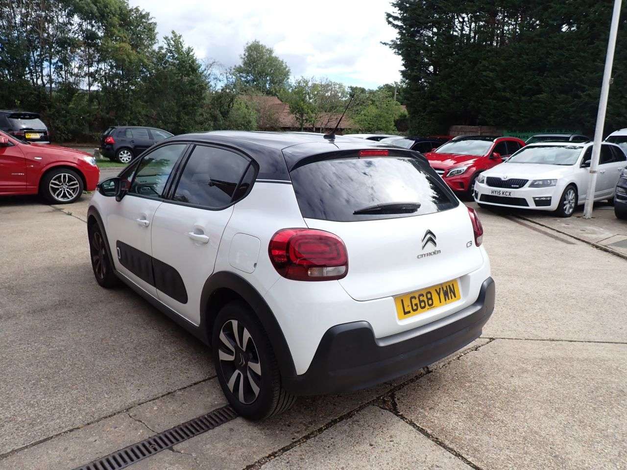 A 2018 CITROEN C3 1.2 PureTech Flair Hatchback 5dr Petrol Manual Euro 6 (82 ps) FULL ADVERT T A 2018 CITROEN C3 1.2 PureTech Flair Hatchback 5dr Petrol Manual Euro 6 (82 ps) FULL ADVERT T