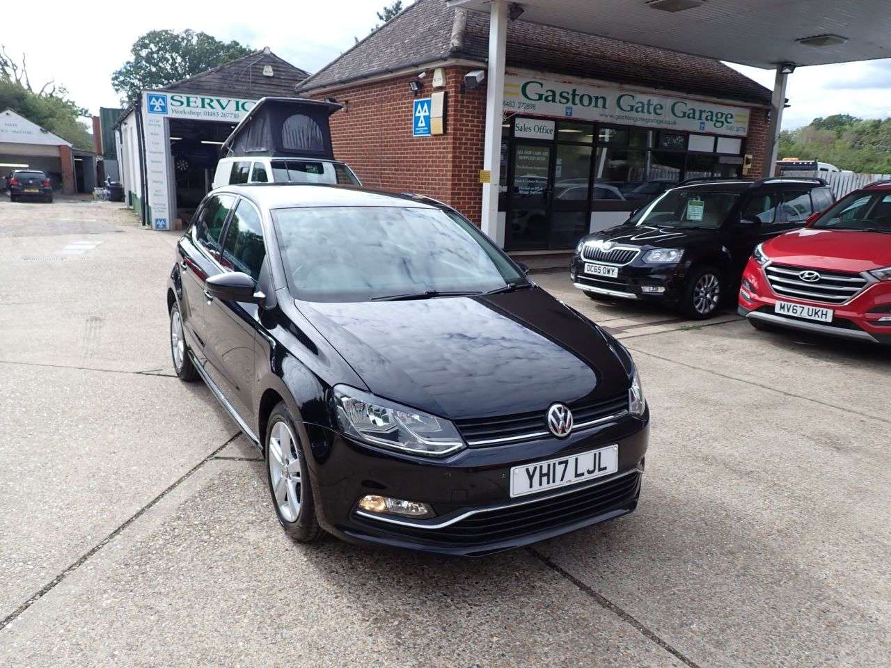 A 2017 VOLKSWAGEN POLO 1.0 BlueMotion Tech Match Hatchback 5dr Petrol Manual Euro 6 (s/s) (75 ps) A 2017 VOLKSWAGEN POLO 1.0 BlueMotion Tech Match Hatchback 5dr Petrol Manual Euro 6 (s/s) (75 ps)
