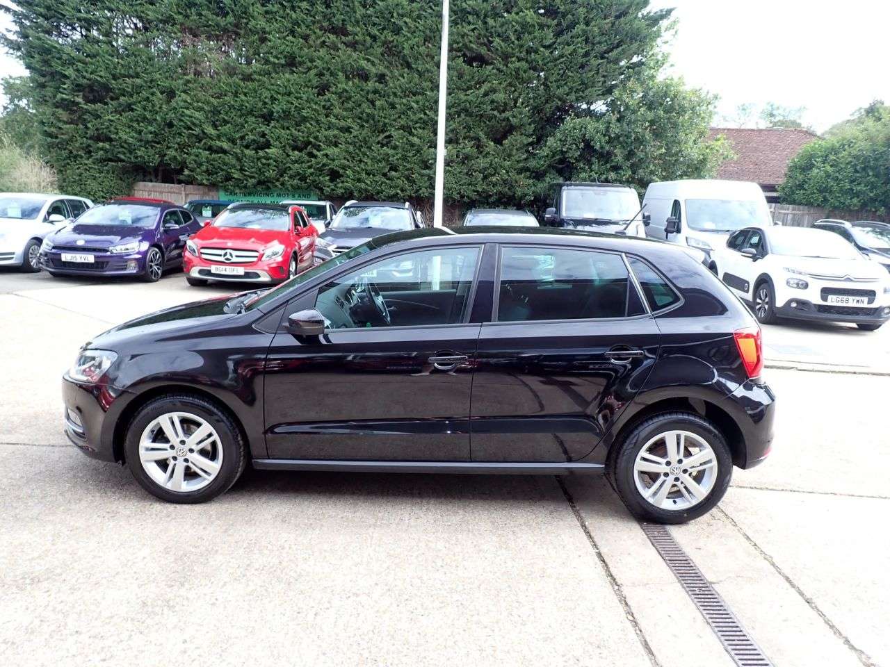 2017 VOLKSWAGEN POLO 2017 VOLKSWAGEN POLO