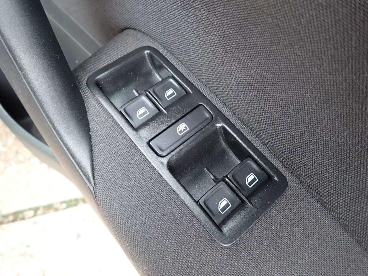 2017 VOLKSWAGEN POLO 2017 VOLKSWAGEN POLO