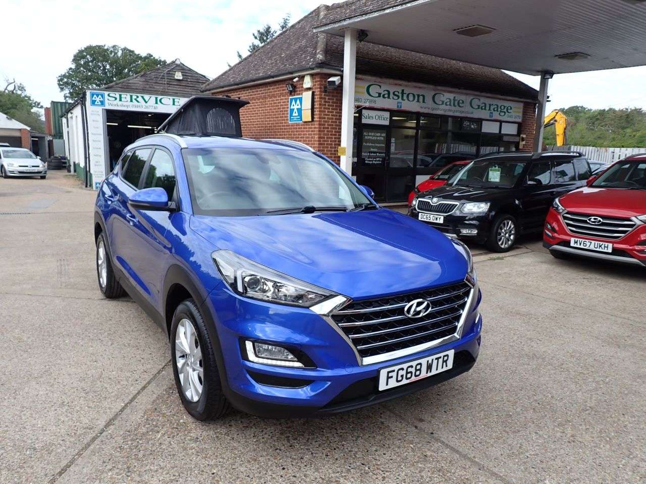 A 2018 HYUNDAI TUCSON 1.6 GDi Blue Drive SE Nav SUV 5dr Petrol Manual Euro 6 (s/s) (132 ps) REVER A 2018 HYUNDAI TUCSON 1.6 GDi Blue Drive SE Nav SUV 5dr Petrol Manual Euro 6 (s/s) (132 ps) REVER