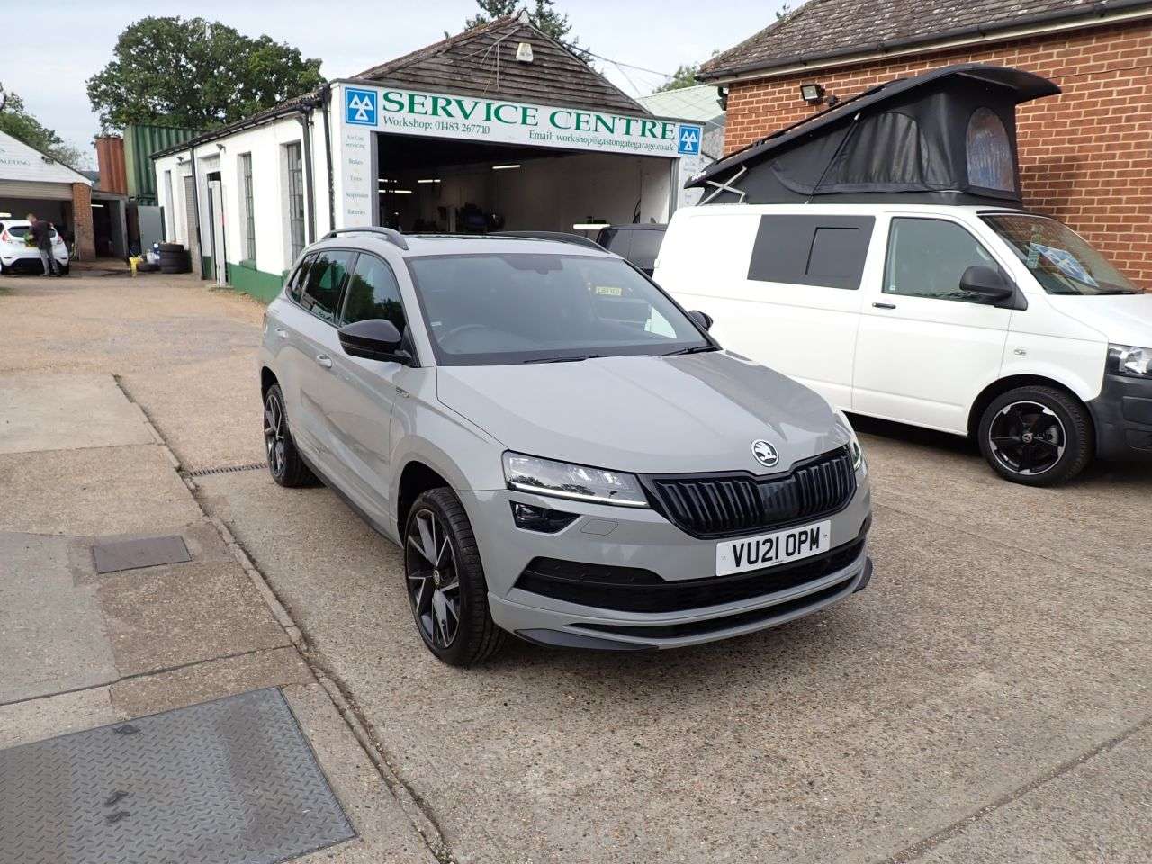 A 2021 SKODA KAROQ 1.5 TSI ACT SportLine SUV 5dr Petrol DSG Euro 6 (s/s) (150 ps) PANROOF, HEA A 2021 SKODA KAROQ 1.5 TSI ACT SportLine SUV 5dr Petrol DSG Euro 6 (s/s) (150 ps) PANROOF, HEA