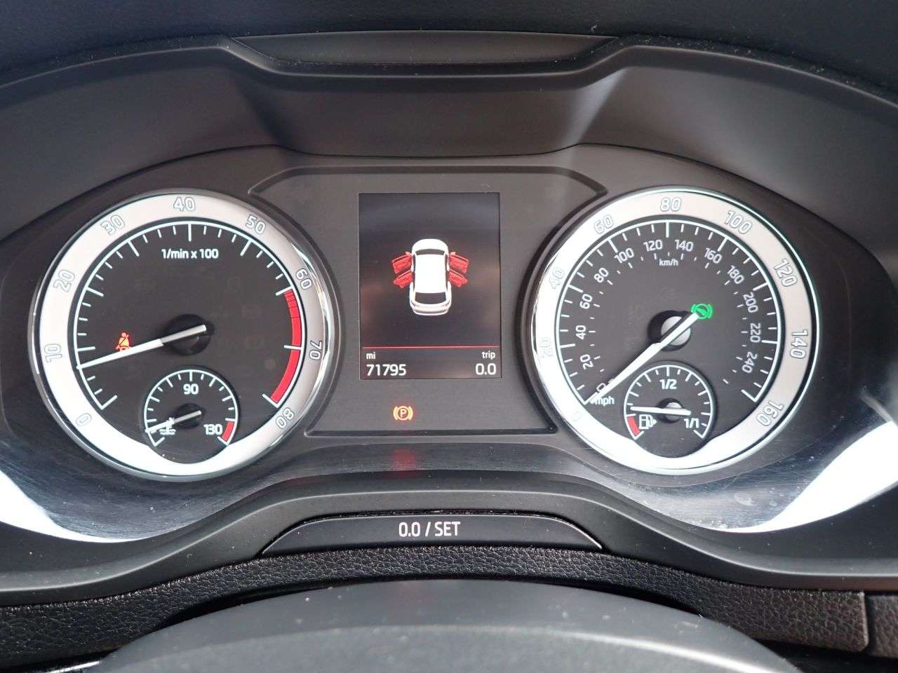 2021 SKODA KAROQ 2021 SKODA KAROQ