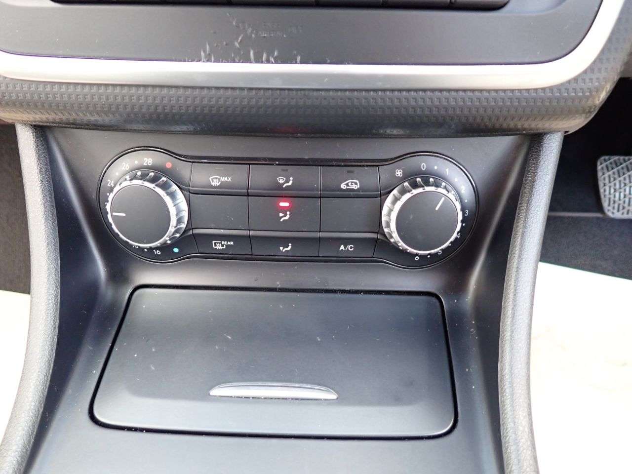 2014 MERCEDES-BENZ A CLASS 2014 MERCEDES-BENZ A CLASS