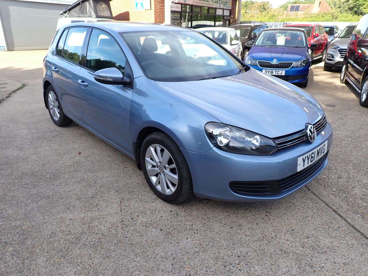 A 2011 VOLKSWAGEN GOLF 1.6 TDI Match Hatchback 5dr Diesel Manual Euro 5 (105 ps) FULL ADVERT TO FO A 2011 VOLKSWAGEN GOLF 1.6 TDI Match Hatchback 5dr Diesel Manual Euro 5 (105 ps) FULL ADVERT TO FO