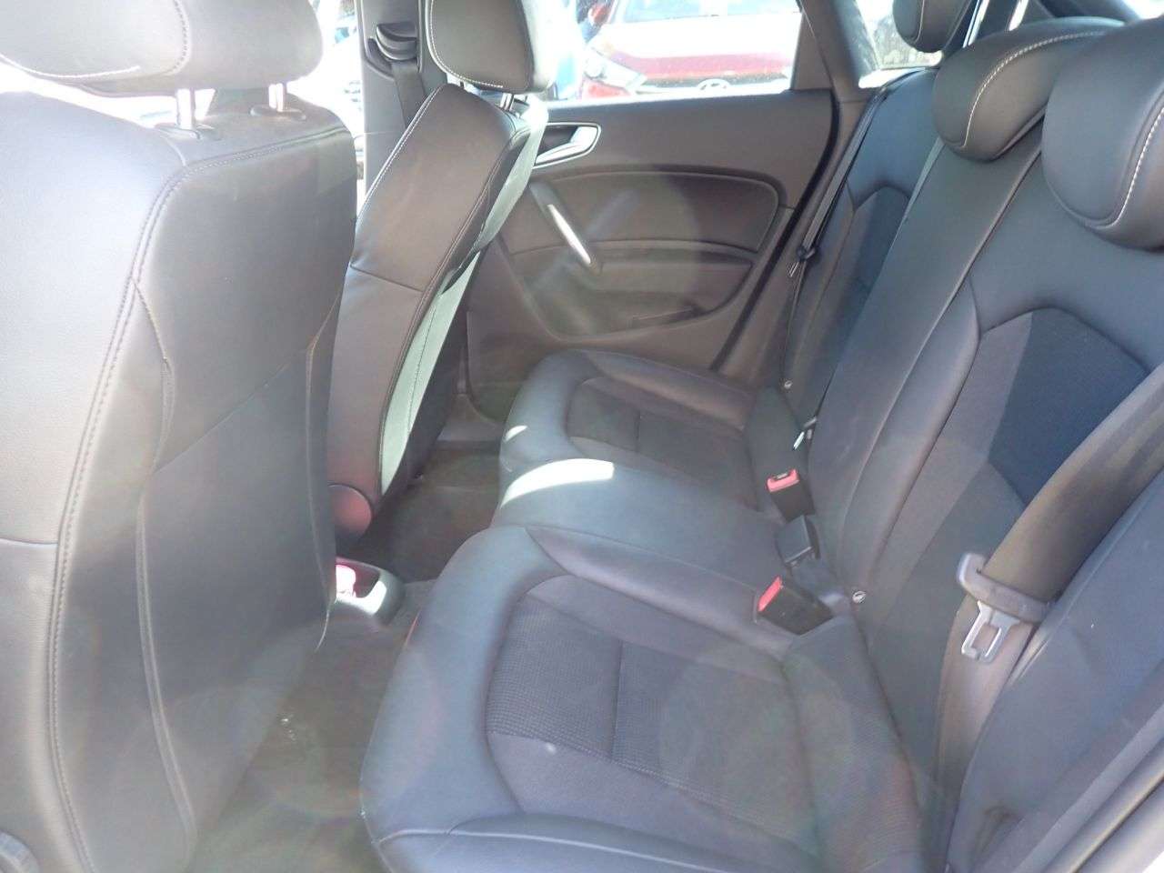 2016 AUDI A1 2016 AUDI A1
